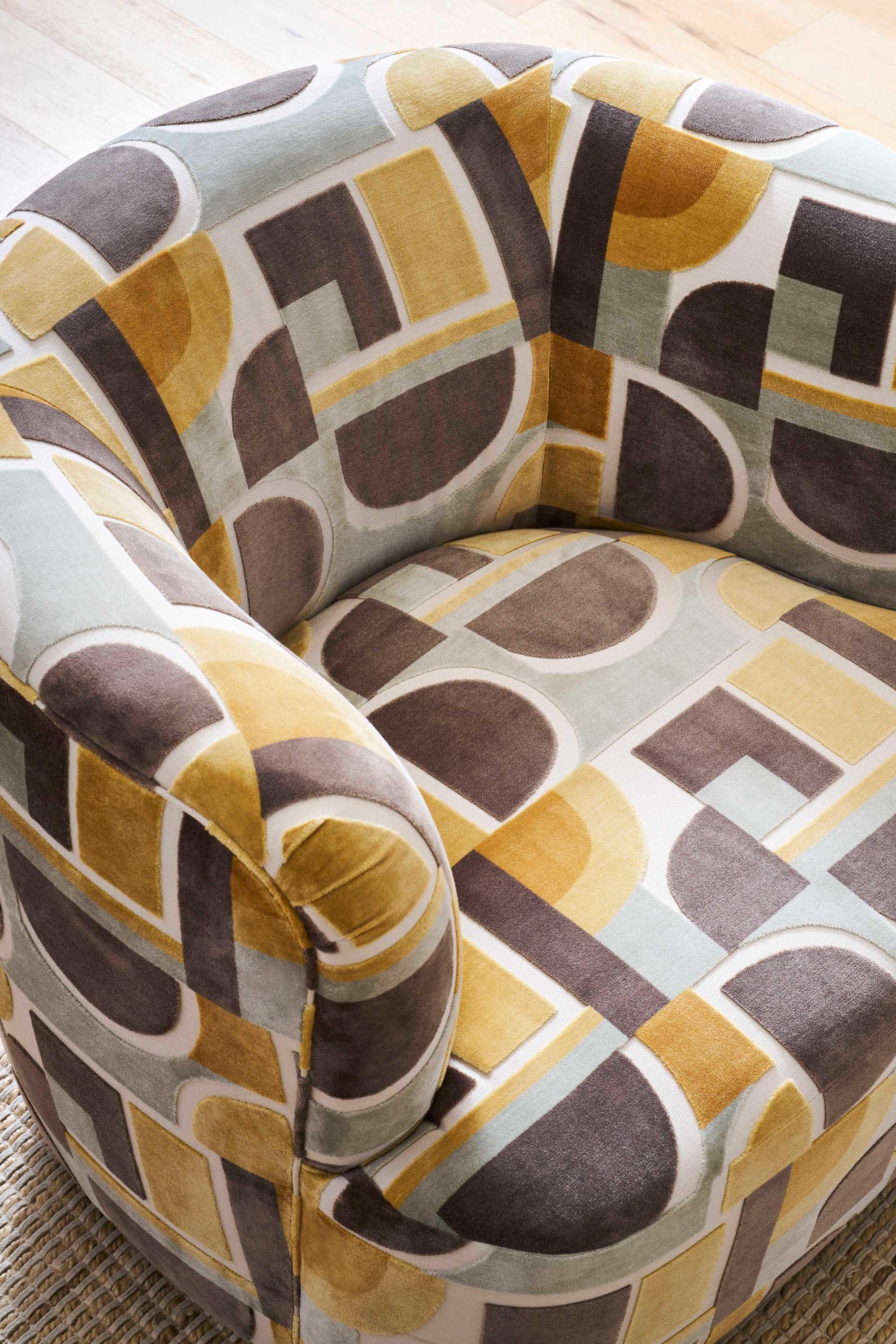 3452-C1 | Precedent Furniture